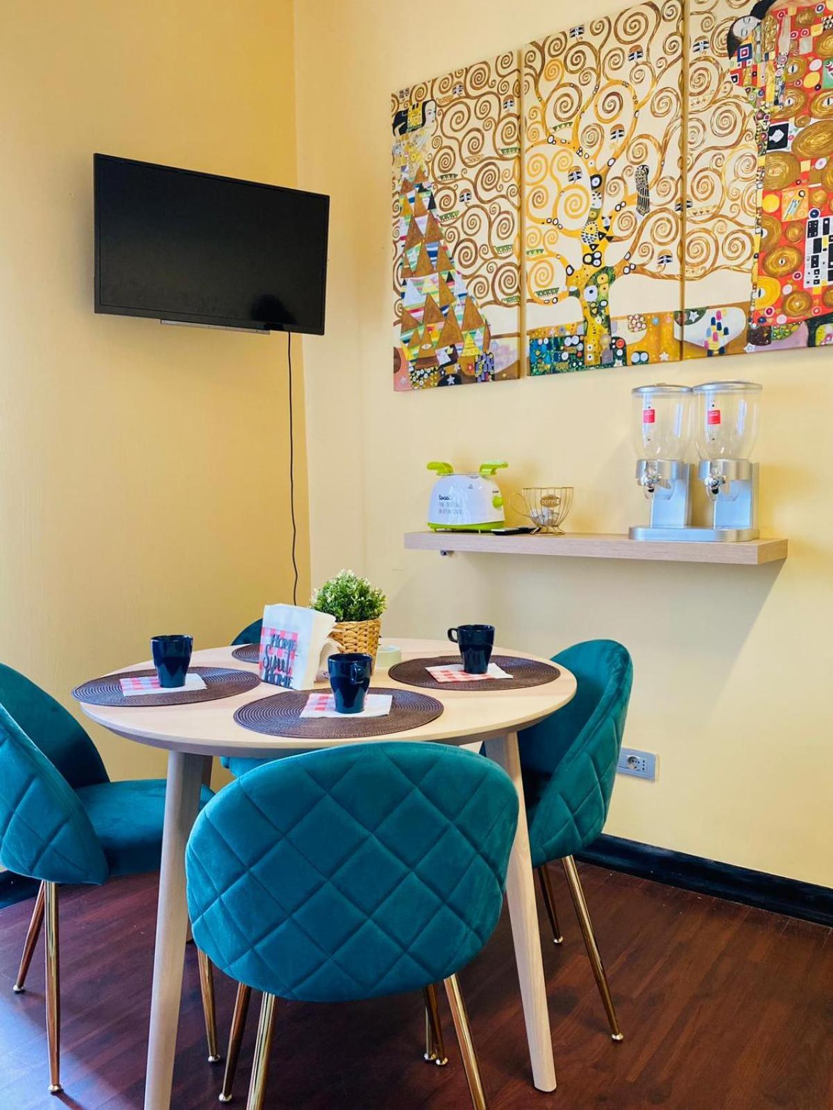 Dr House Luxury Apartment Roma Esterno foto