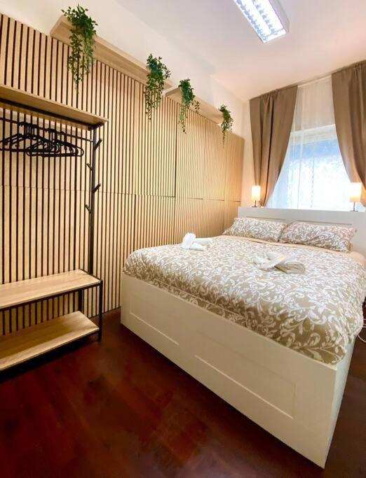 Dr House Luxury Apartment Roma Esterno foto