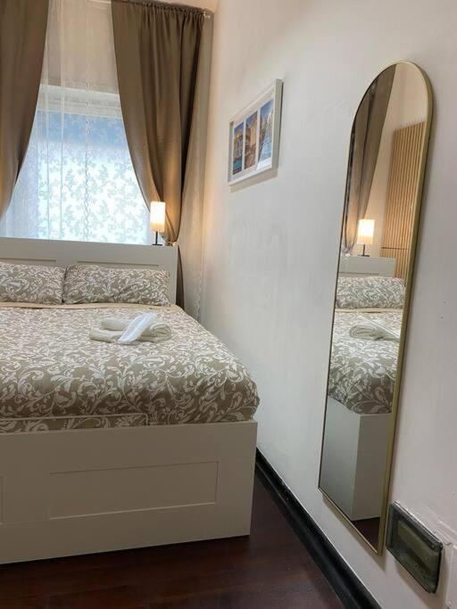Dr House Luxury Apartment Roma Esterno foto